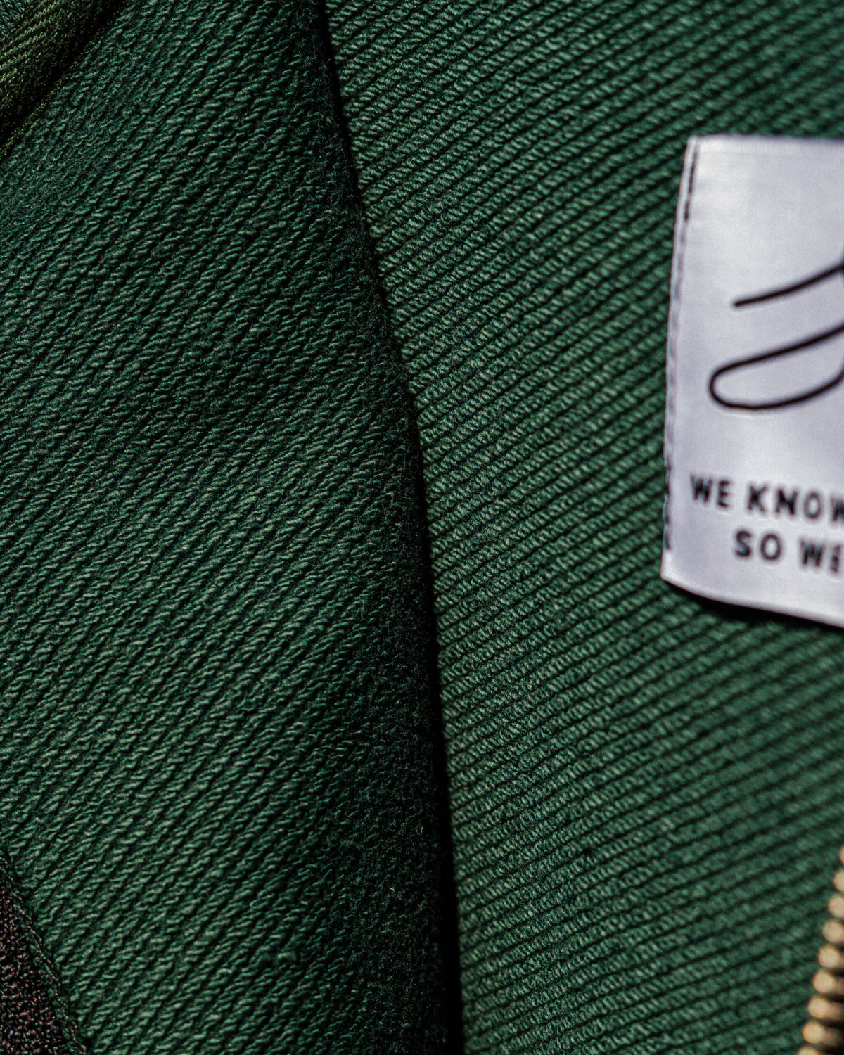 ZIP HOODIE BOTTLE GREEN