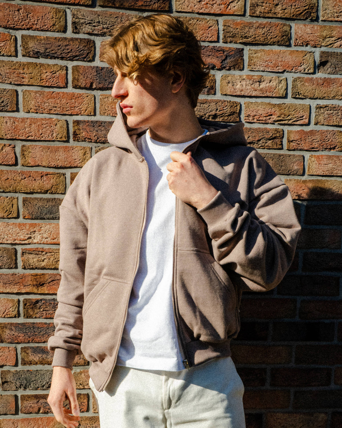 ZIP HOODIE SOFT MOCHA