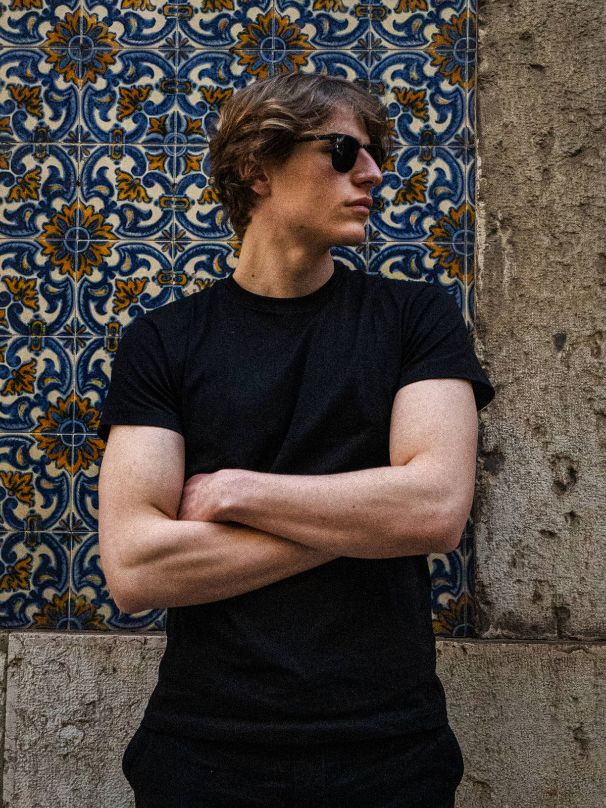 BLACK SLIM T-SHIRT